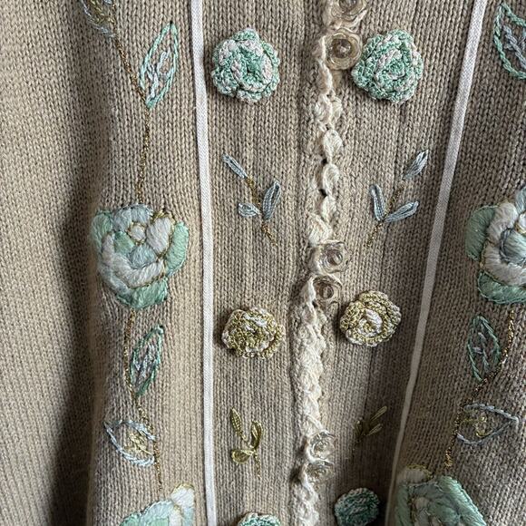 STORYBROOK KNITS Long Cardigan Sweater Cottagecore Feminine Romantic Crochet L - Picture 11 of 13